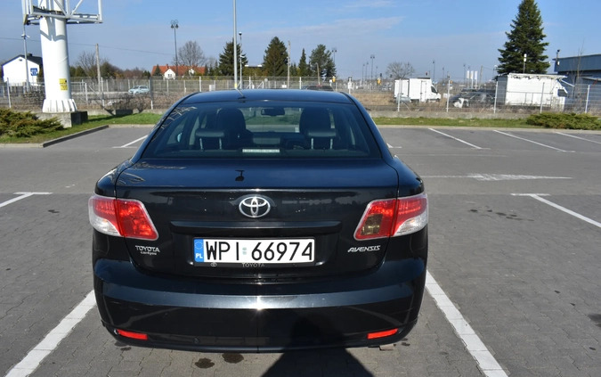 Toyota Avensis cena 26445 przebieg: 221161, rok produkcji 2009 z Bielawa małe 301